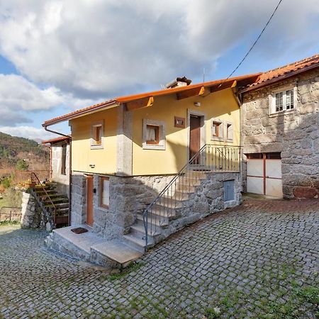 Casa das Bonecas Vieira do Minho Exterior foto